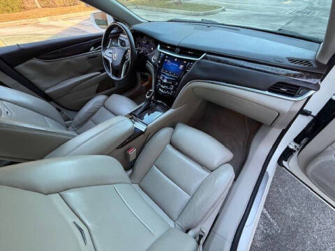 2013 Cadillac XTS Luxury Collection