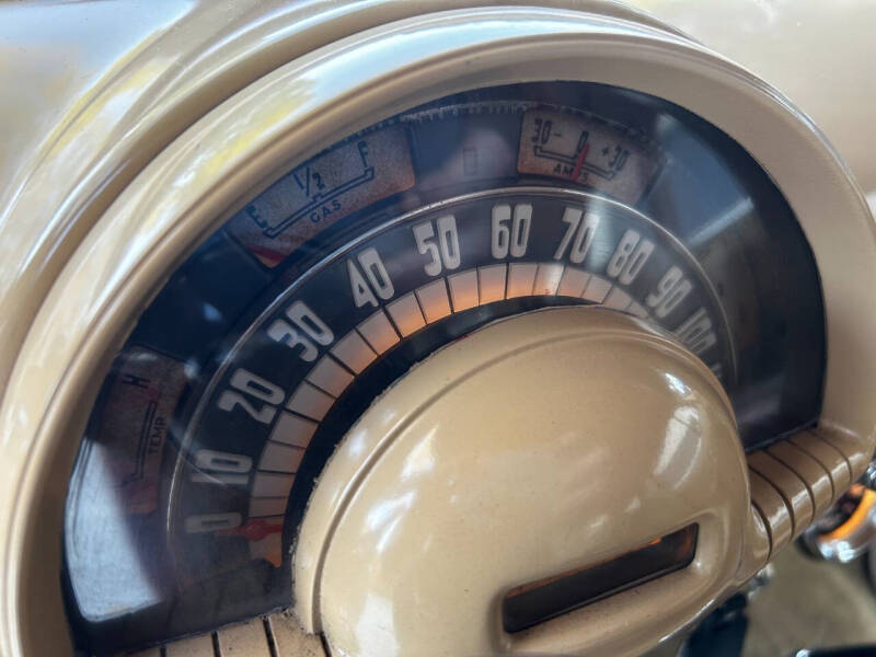 1949 Oldsmobile Futuramic 76