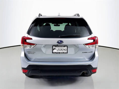 2022 Subaru Forester Premium