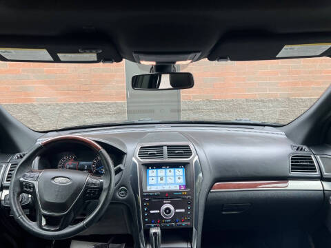 2018 Ford Explorer Platinum