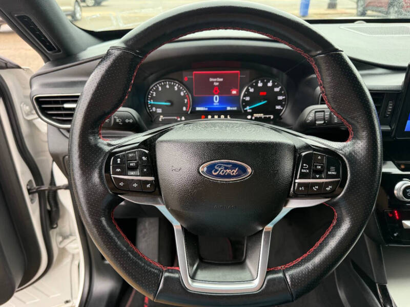 2022 Ford Explorer ST-Line