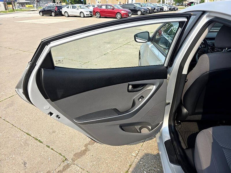 2016 Hyundai Elantra