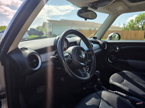 2011 MINI Cooper