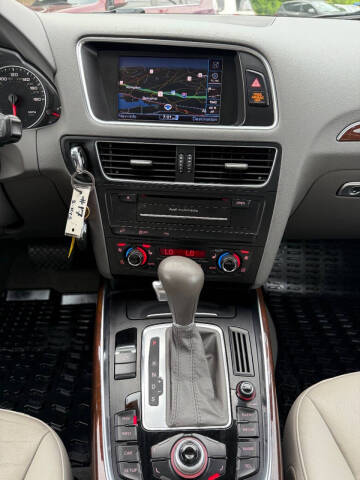 2012 Audi Q5 2.0T quattro Premium Plus