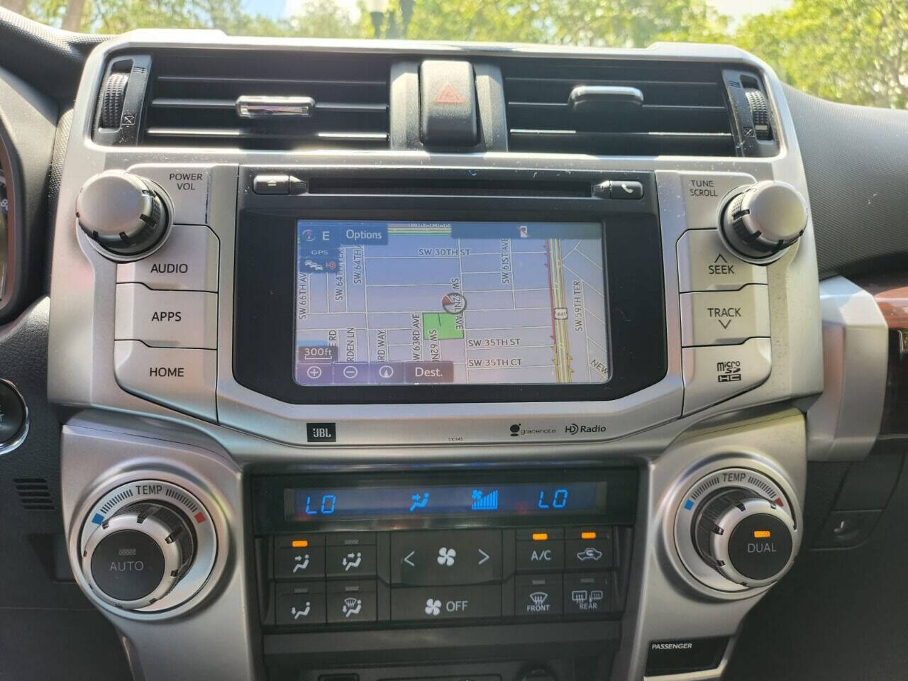 2016 TOYOTA 4-Runner SUV / Crossover - $28,995