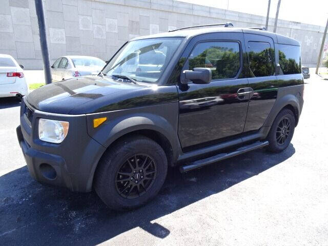 2006 Honda Element for sale at DONNY MILLS AUTO SALES in Largo FL