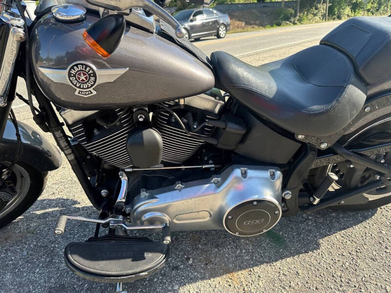 2015 Harley-Davidson FLSTFB -