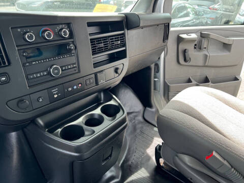 2019 Chevrolet Express 2500