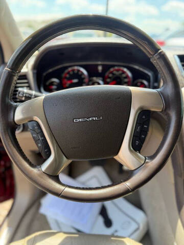 2016 GMC Acadia Denali