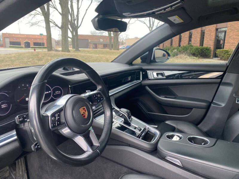 2018 Porsche Panamera