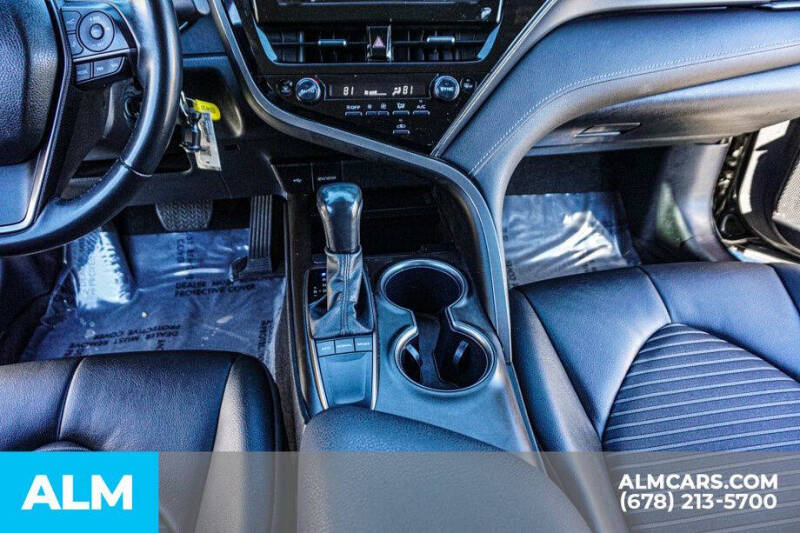 2023 Toyota Camry SE