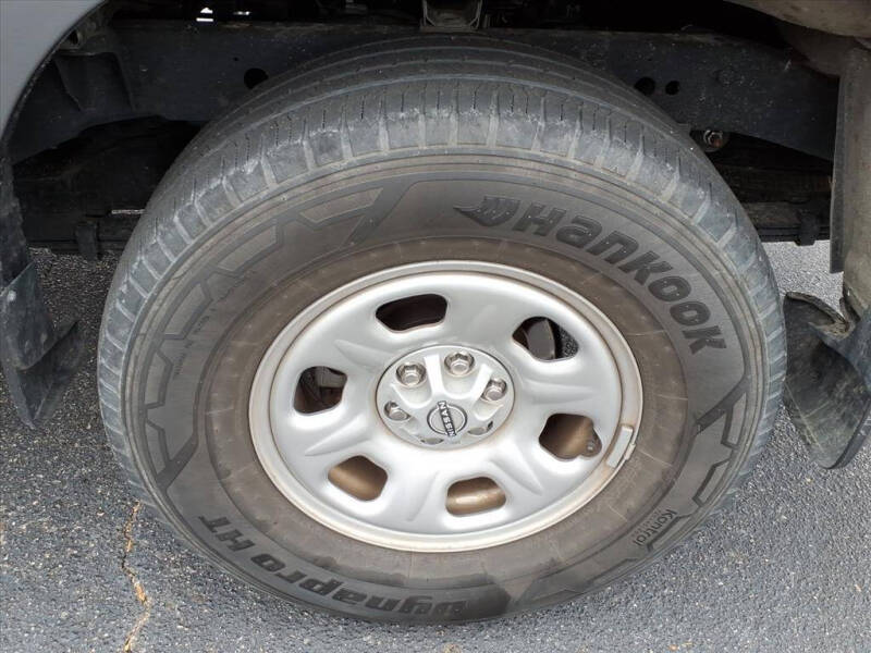 2022 Nissan Frontier S