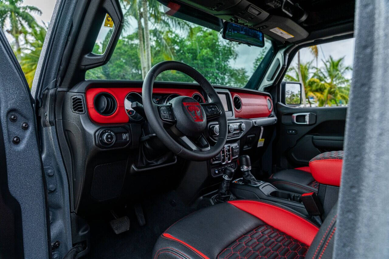 2023 JEEP Gladiator Pickup - $164,999