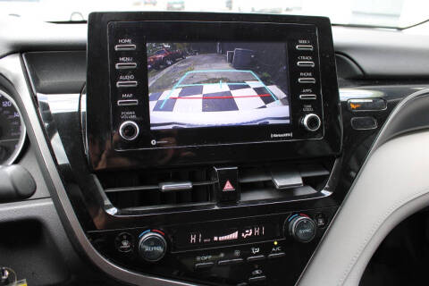 2022 Toyota Camry LE