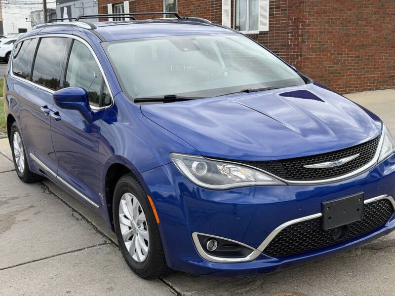 2019 Chrysler Pacifica Touring L