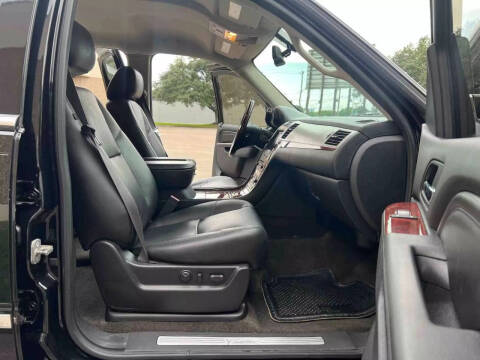 2012 Cadillac Escalade