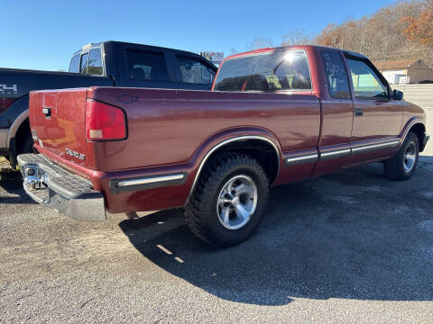 1998 Chevrolet S-10 LS