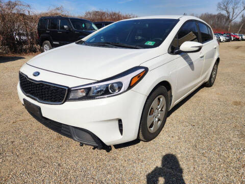 2018 Kia Forte5 for sale at TIM'S AUTO SOURCING LIMITED in Tallmadge OH