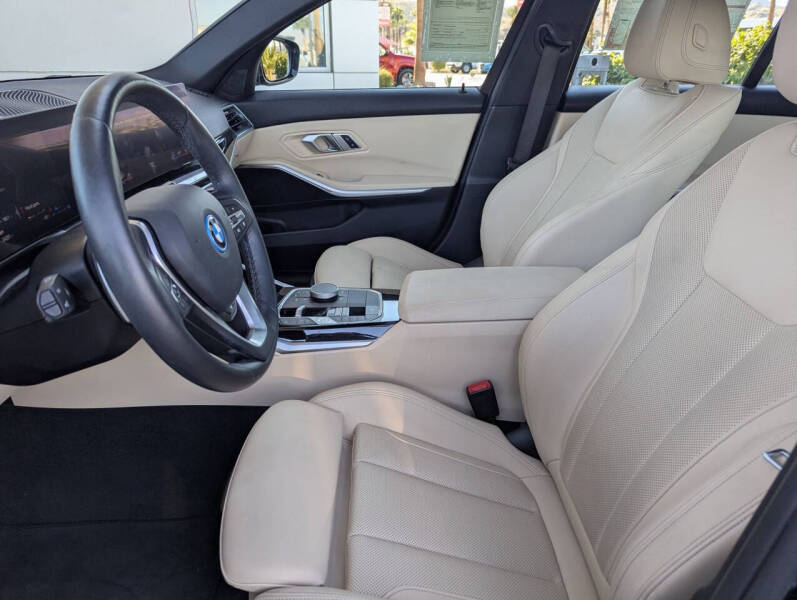 2023 BMW 3 Series 330e