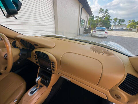 2004 Porsche 911 Carrera