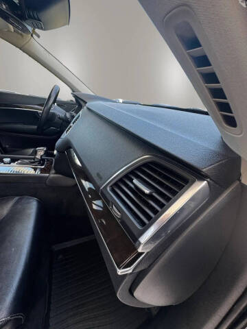 2018 Volvo XC90 T5 Momentum 7-Passenger