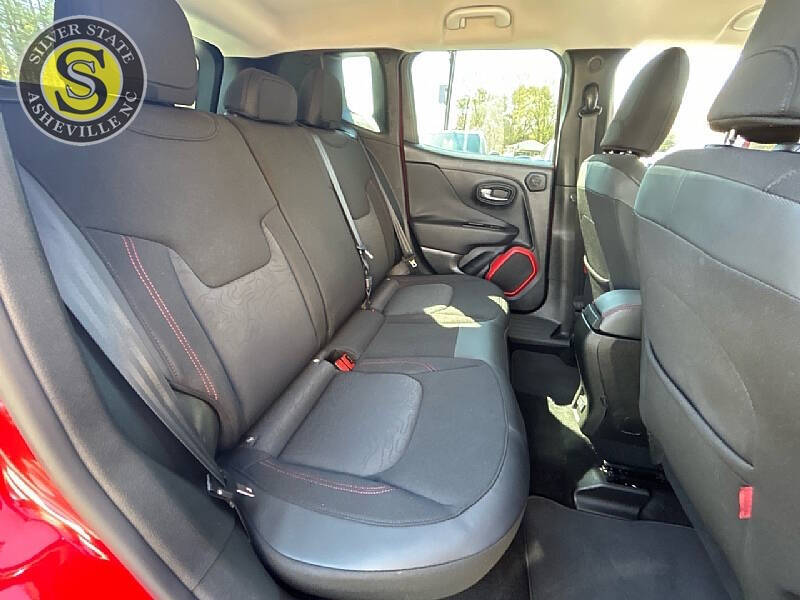 2015 Jeep Renegade Trailhawk