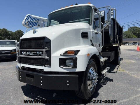 2022 Mack MD6