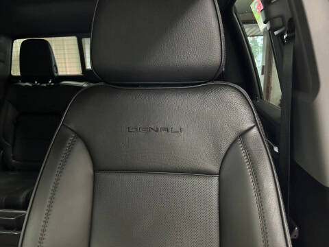 2024 GMC Sierra 2500HD Denali