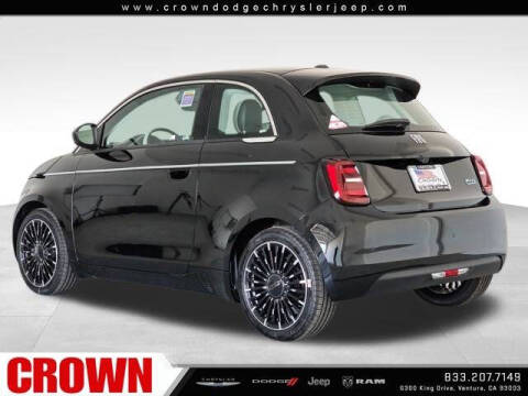 2025 FIAT 500e Giorgio Armani