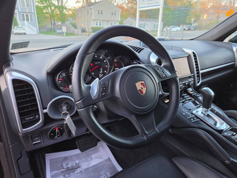 2014 Porsche Cayenne Platinum