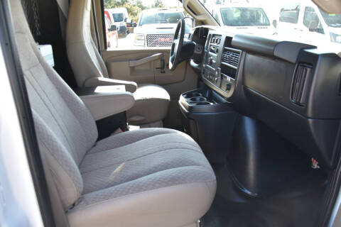 2017 Chevrolet Express 2500