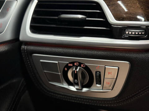 2022 BMW 7 Series 740i