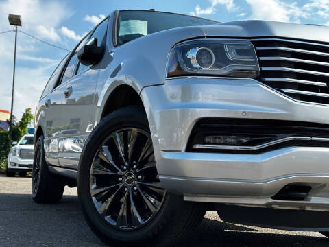 2016 Lincoln Navigator Select