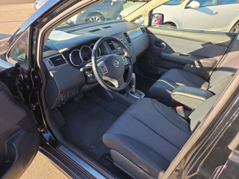 2009 Nissan Versa 1.8 SL