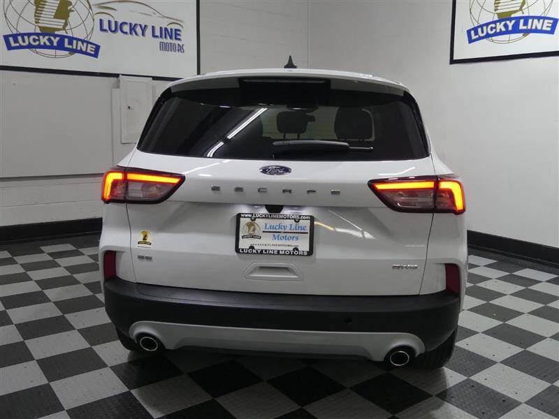 2022 Ford Escape SE