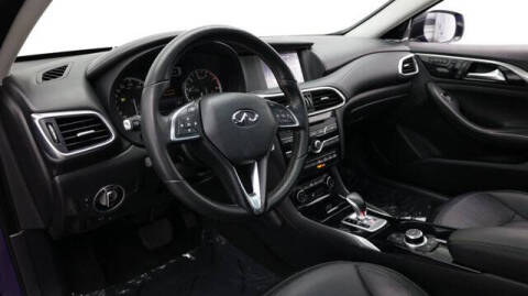 2018 Infiniti QX30 Premium