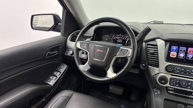 2017 GMC Yukon XL SLT
