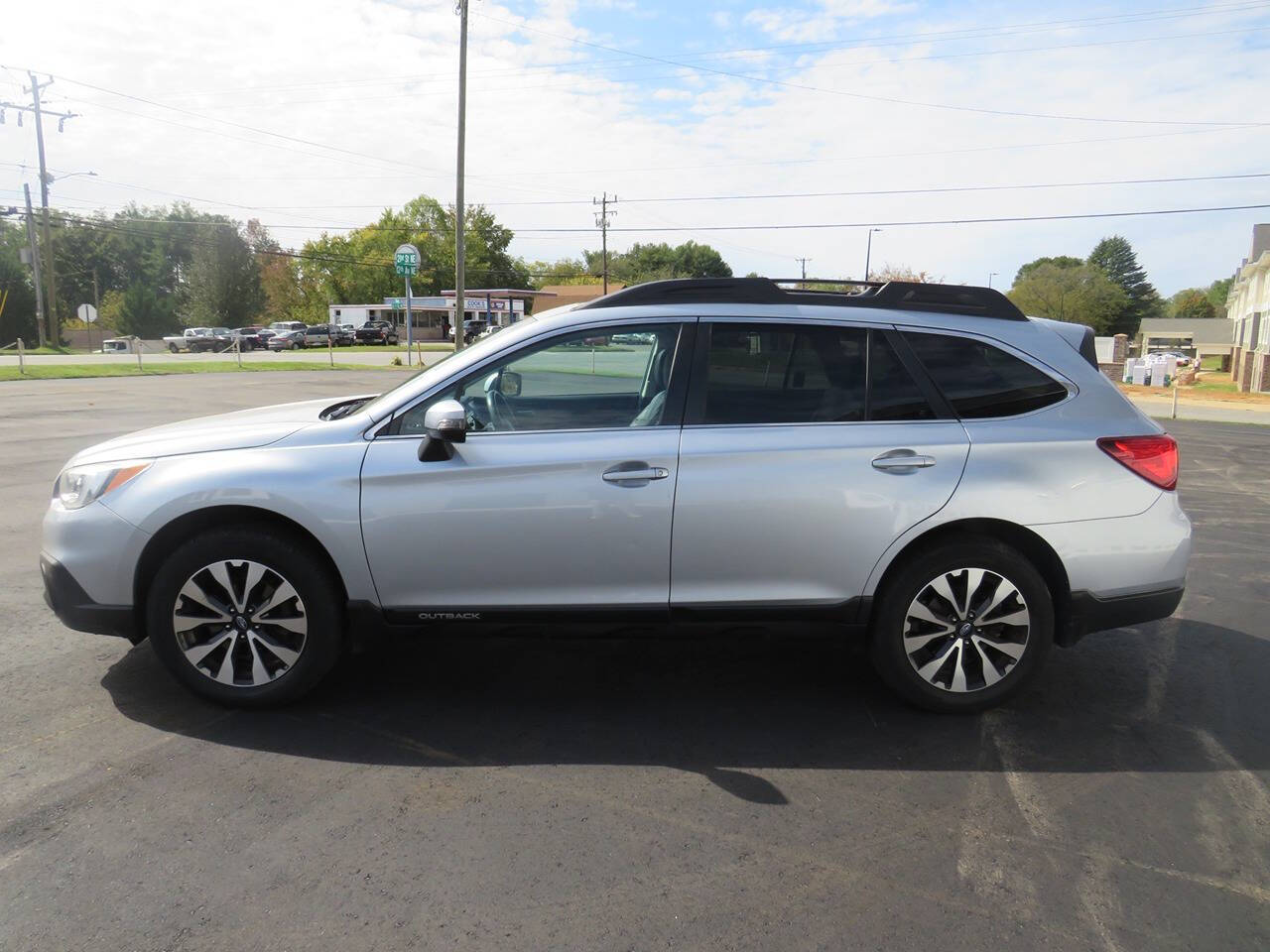 2016 Subaru Outback for sale at Colbert's Auto Outlet in Hickory, NC