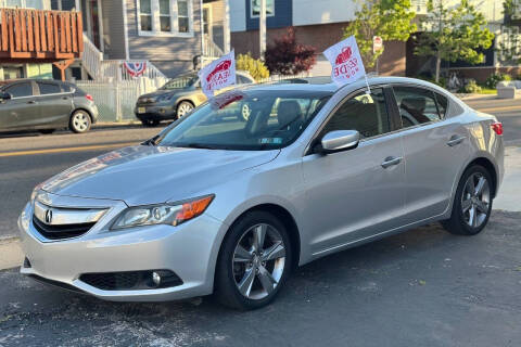 2014 Acura ILX 2.0L w/Tech