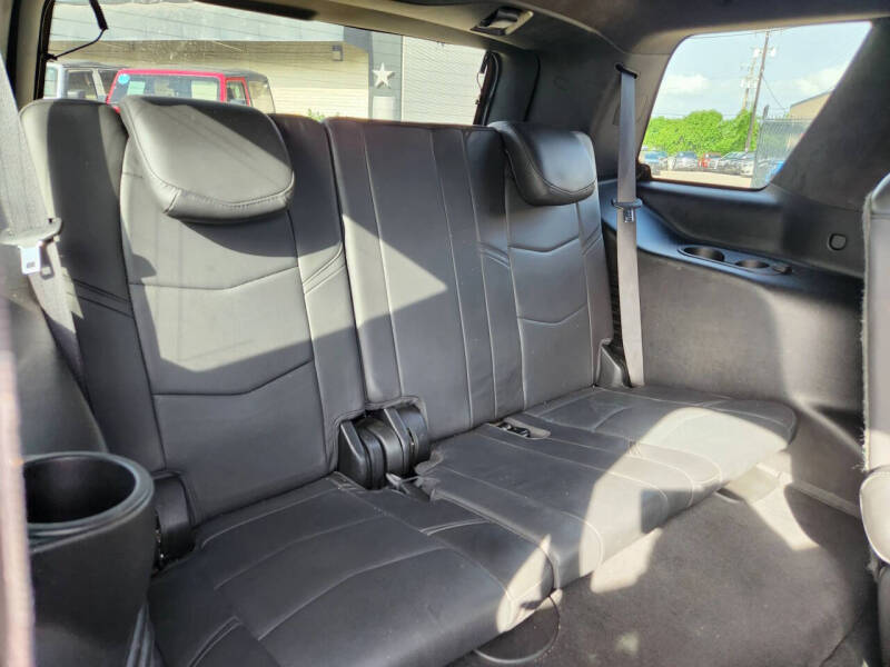 2018 Cadillac Escalade Platinum