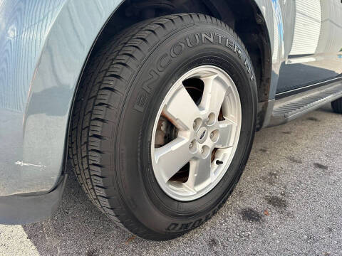 2011 Ford Escape XLT