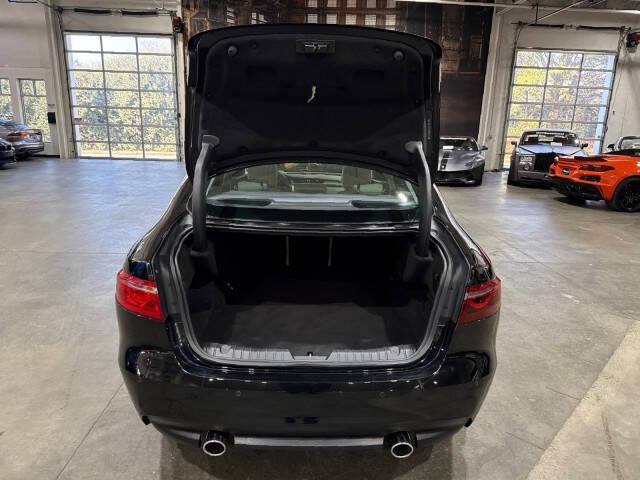 2016 Jaguar XF 35t Prestige