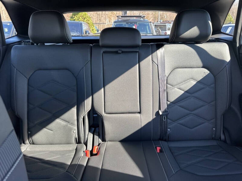 2025 Volkswagen Atlas Cross Sport SE