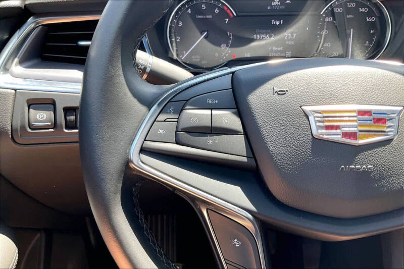 2023 Cadillac XT5 Luxury