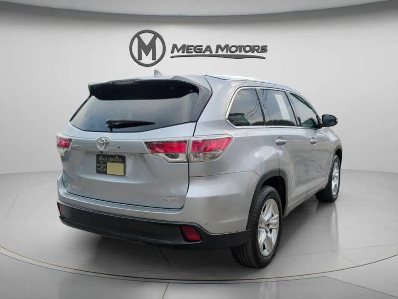 2016 Toyota Highlander