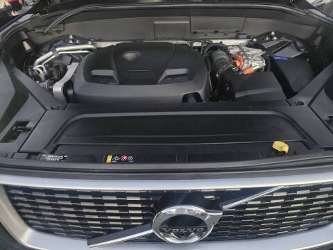 2016 Volvo XC90 T8 eAWD R-Design