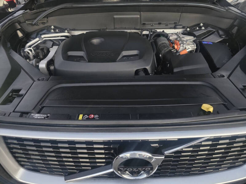 2016 Volvo XC90 T8 eAWD R-Design