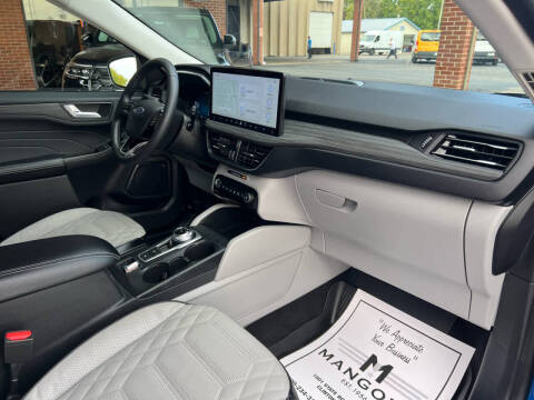 2023 Ford Escape Platinum