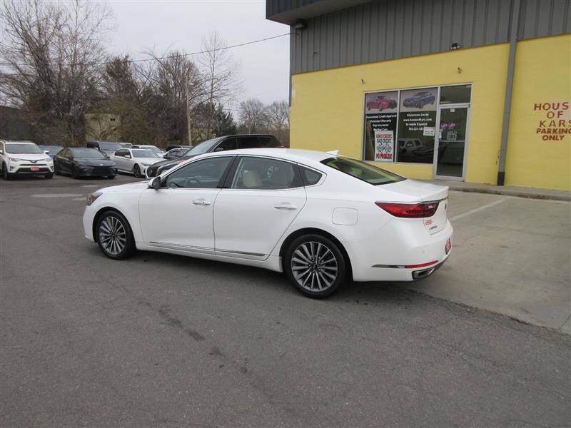 2019 Kia Cadenza Premium