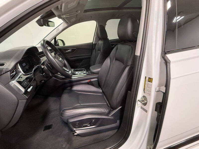 2023 Audi Q7 quattro Premium Plus 45 TFSI